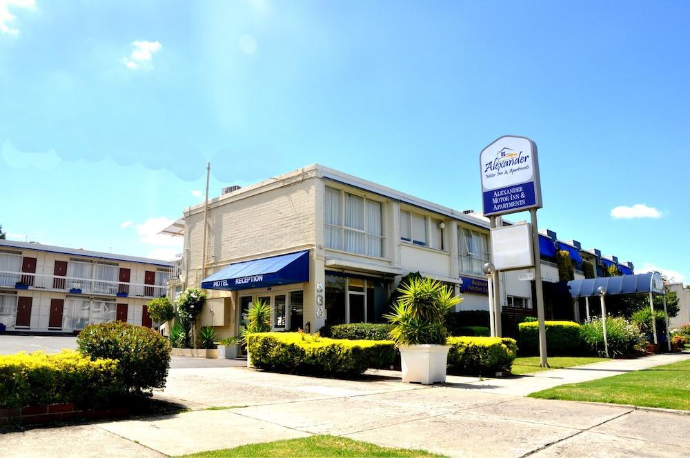 Alexander Motor 3*
