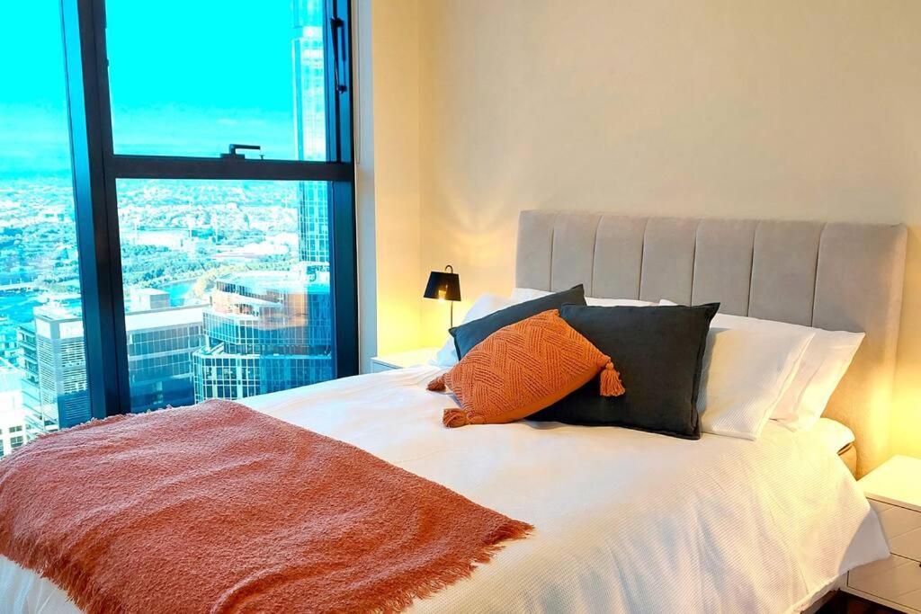Cbd Skyline 2 Bedroom Melbourne