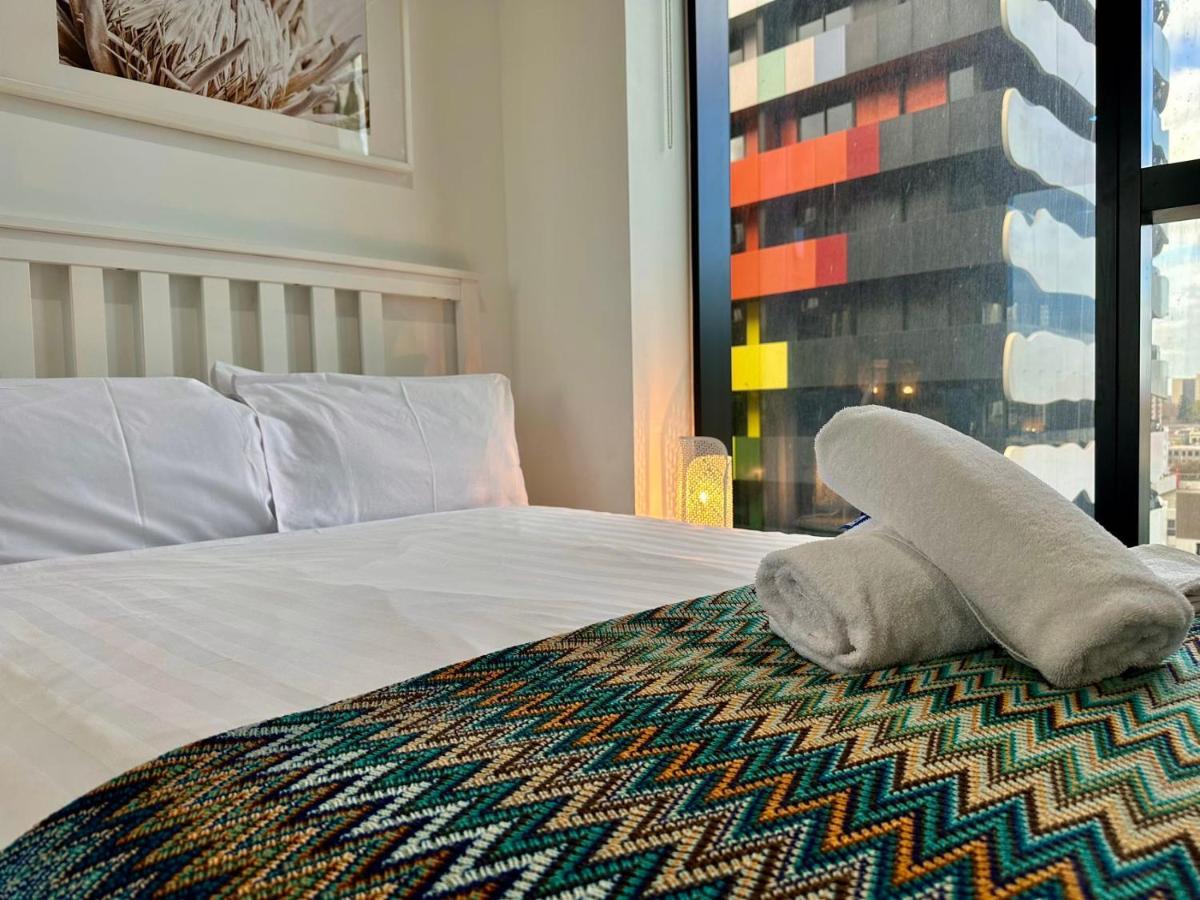 Exclusive 2b2b Swanston Central With Netflix Wifi *