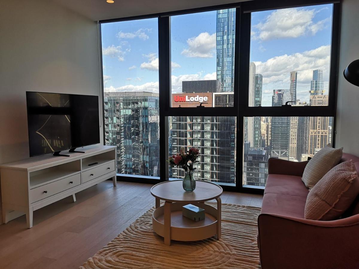 Apartment Eq Tower Modern Cbd Melbourne
