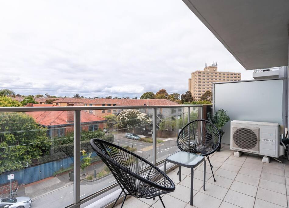 Views 202 In St Kilda * Melbourne