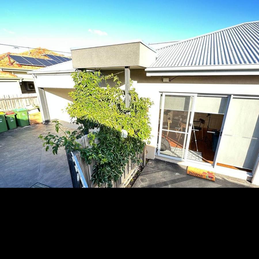 Footscray Just 7km Away To Cbd Newly Stylist Setup Homestay