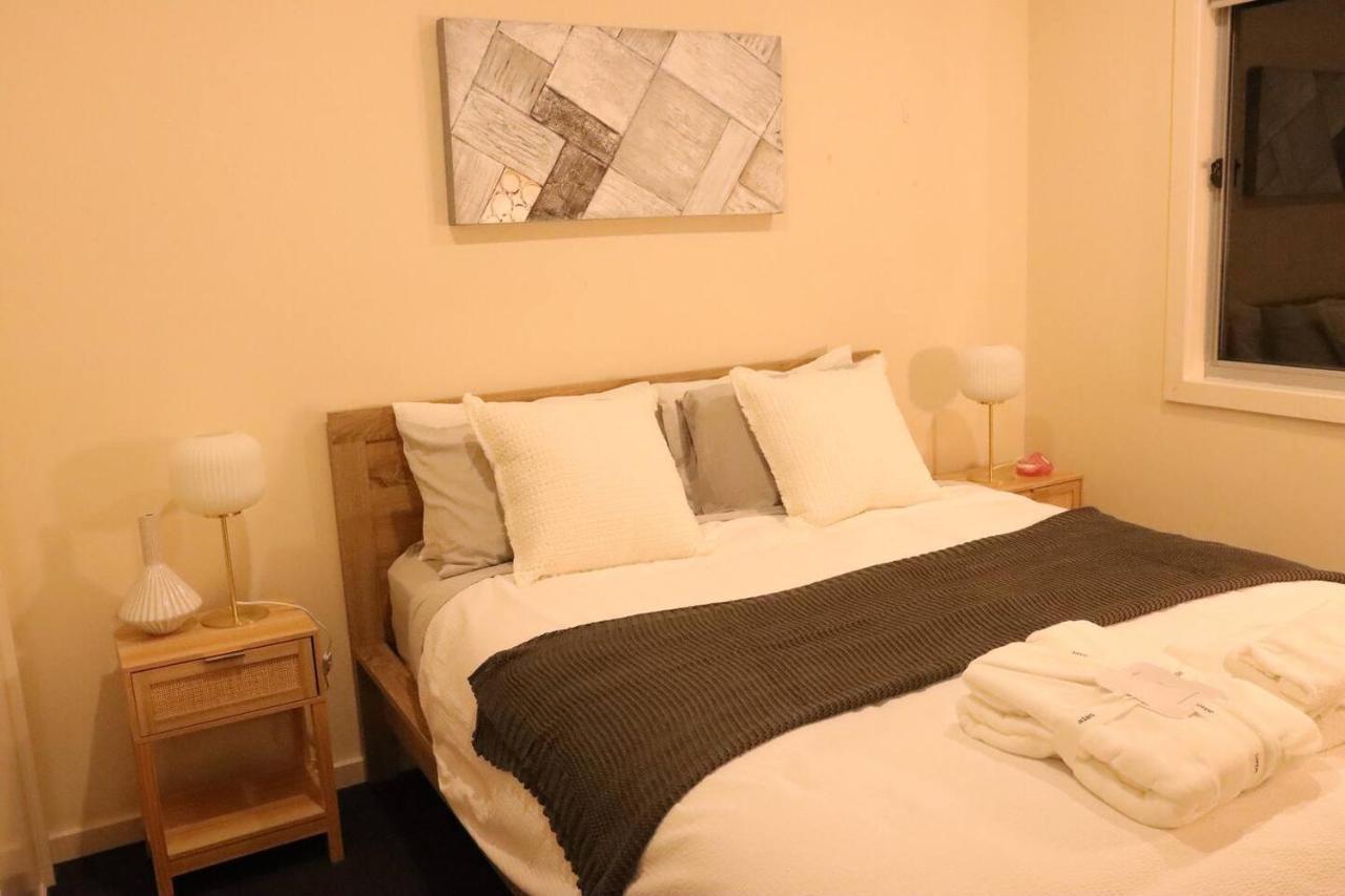 Footscray Just 7km Away To Cbd Newly Stylist Setup Homestay *