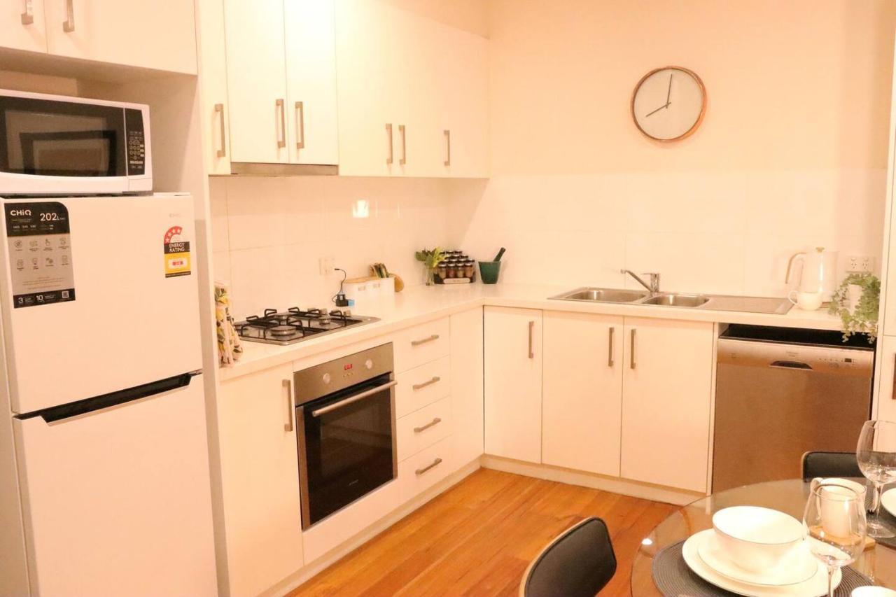 Footscray Just 7km Away To Cbd Newly Stylist Setup Homestay *