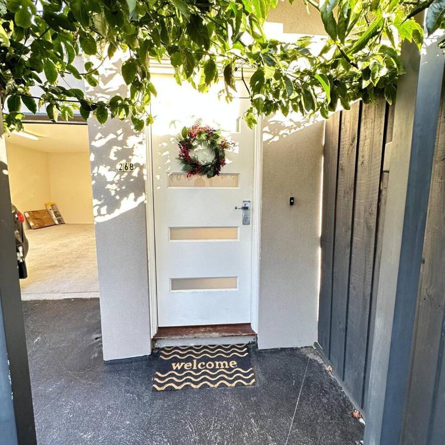 Footscray Just 7km Away To Cbd Newly Stylist Setup