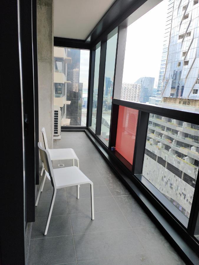 3bedroom 2bathroom Free Parking Rose Lane Apartment *