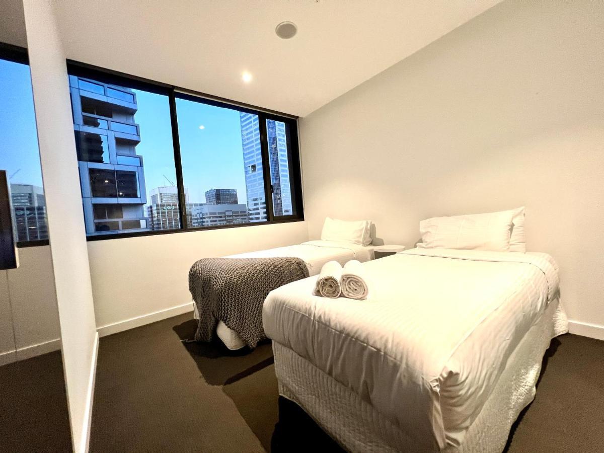 Readyset At Manhattan * Melbourne