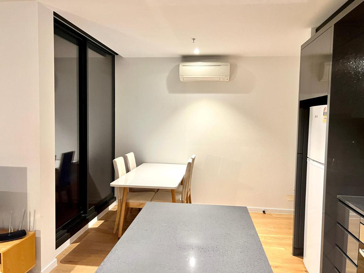 Readyset At Manhattan Apartment