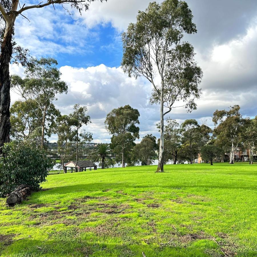Homestay Footscray Just 7km Away To Cbd Newly Stylist Setup