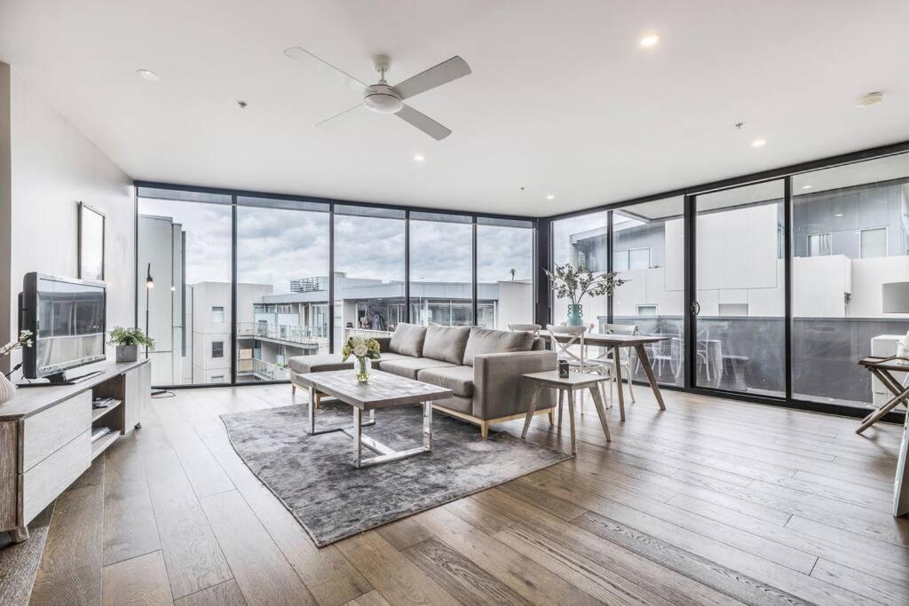 Apartment Amazing Luxury & So Close To The Cbd - 01756 *