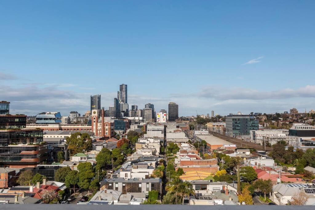 Lovely 2 Bedroom With Views To South Yarra - 03178 Apartment