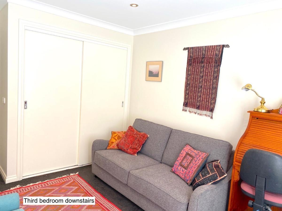 Staycentral - Tranquil Spacious Townhouse Holiday home Melbourne