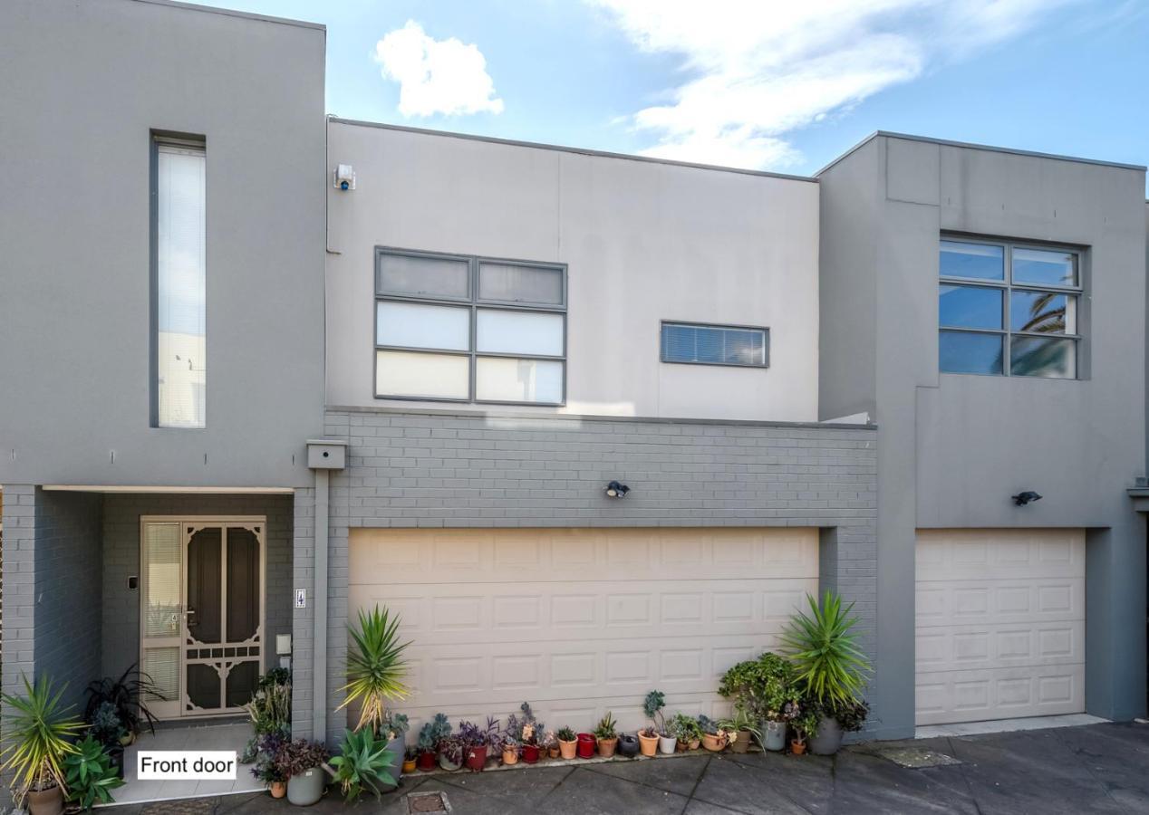 Holiday home Staycentral - Tranquil Spacious Townhouse