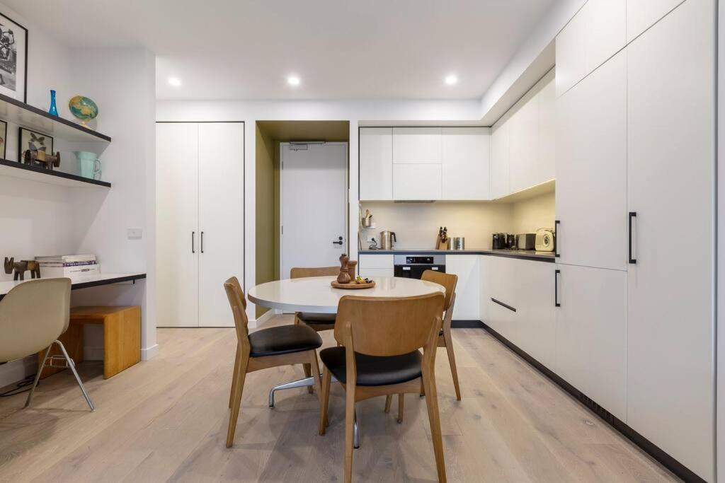 Lovely 2 Bedroom Unit In North - 03068 Apartment Melbourne