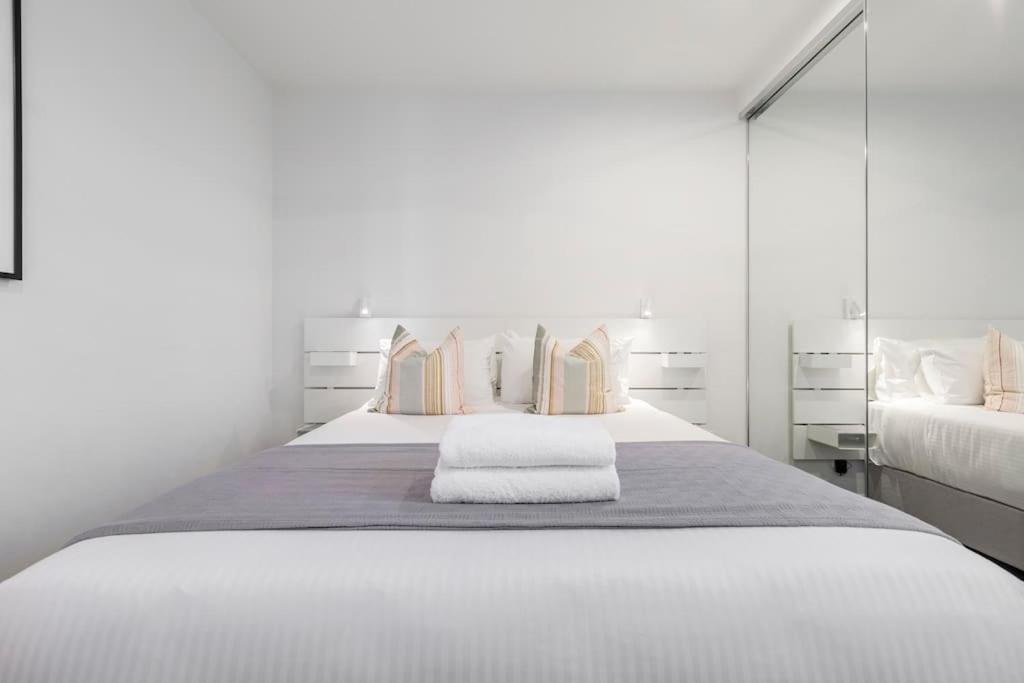 Apartment Lovely 2 Bedroom With Views To South Yarra - 03178 Melbourne