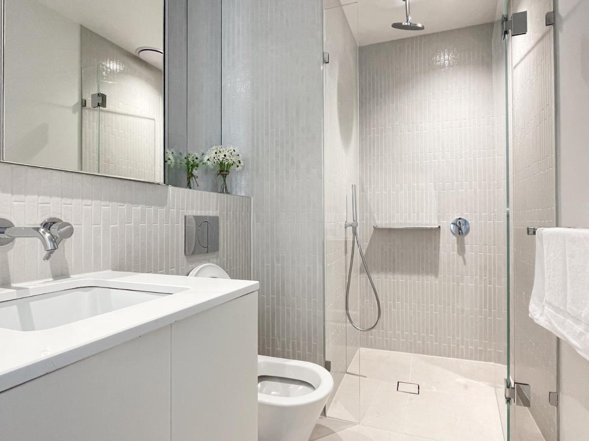 3br 2bath, Southbank, Stylish, Sea View Apartment