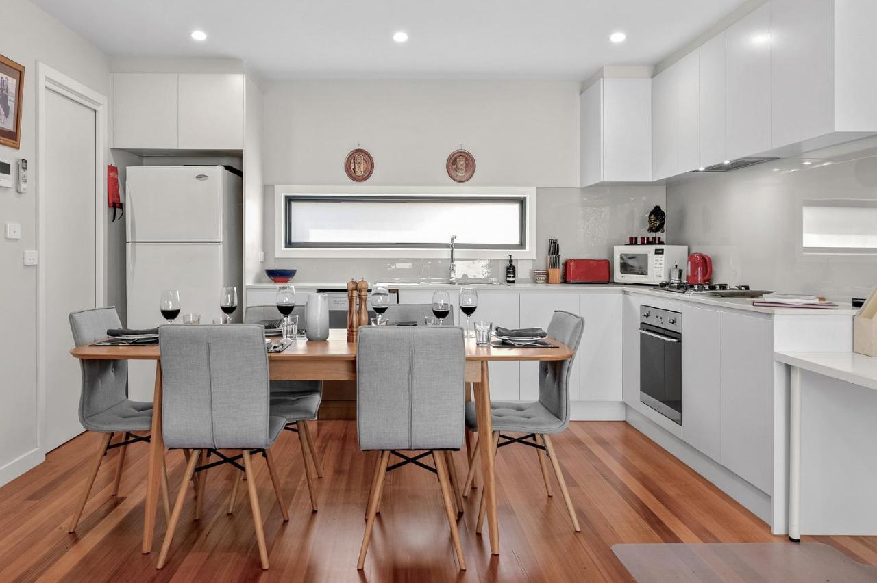 Staycentral - Thornbury Entertainer Townhouse Holiday home