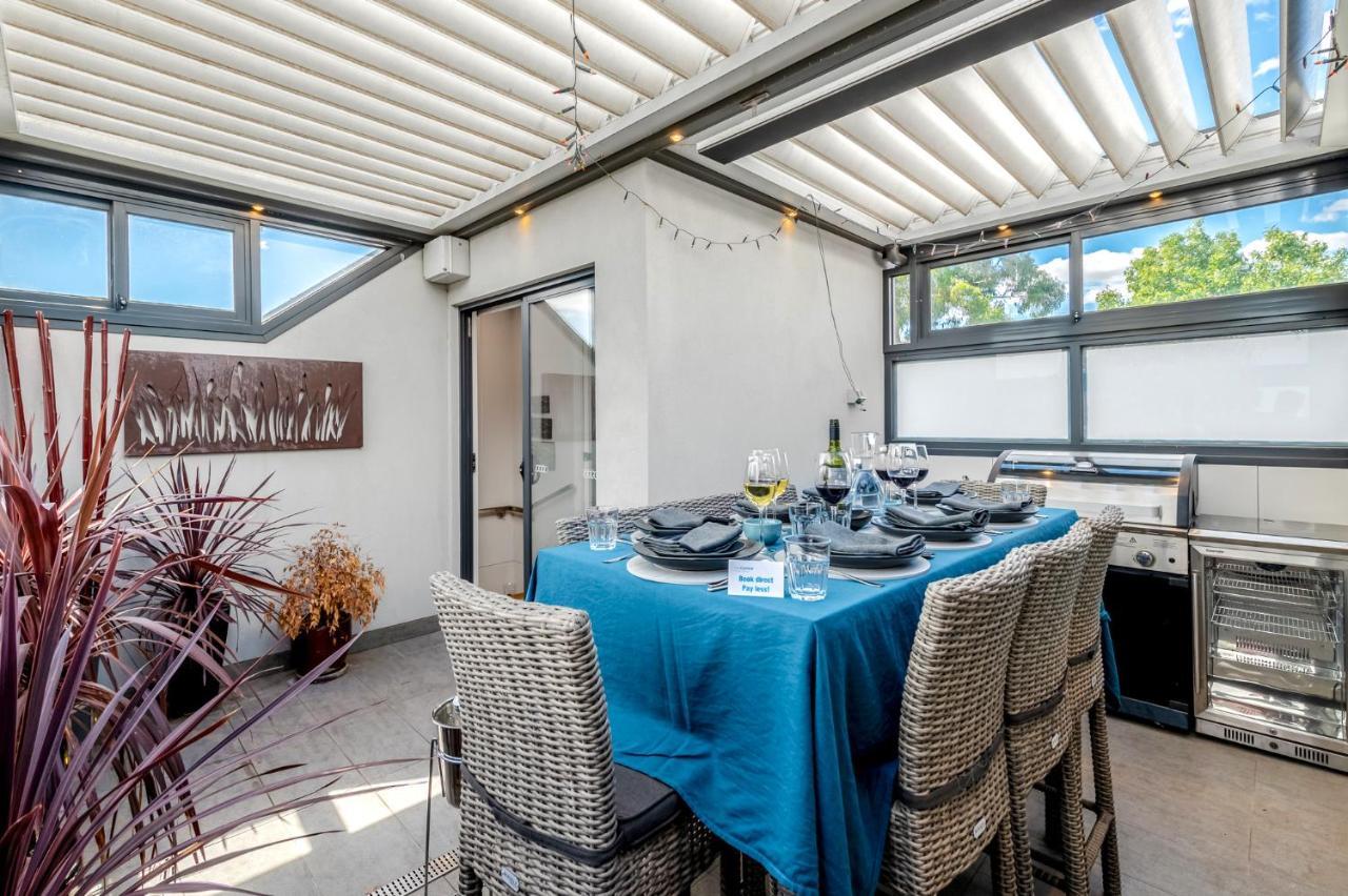 Holiday home Staycentral - Thornbury Entertainer Townhouse Melbourne