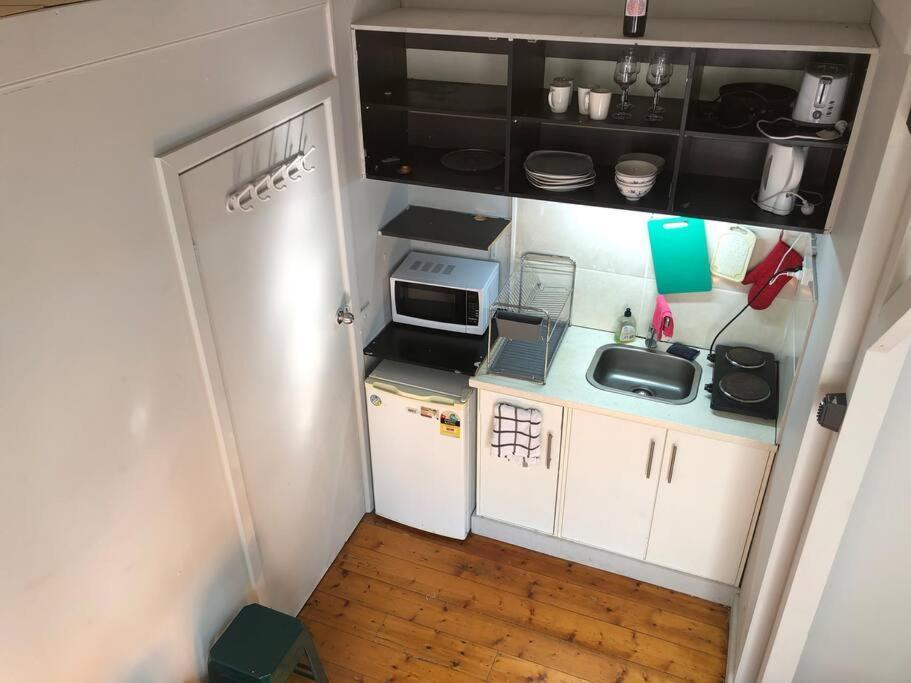 Apartment Carlton Loft Studios. Tiny House Movement. Melbourne