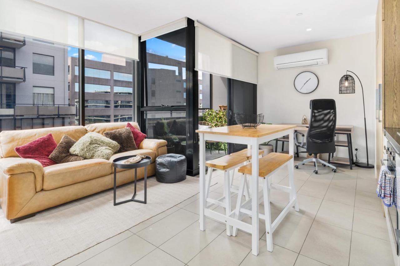 Apartment Escape To - Stylish 1 Bedroom-gym - Aircon -balcony Melbourne
