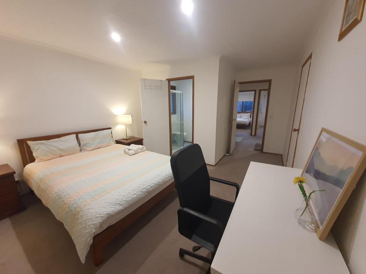 4br Richmond Townhouse - Free Wifi-parking-netflix