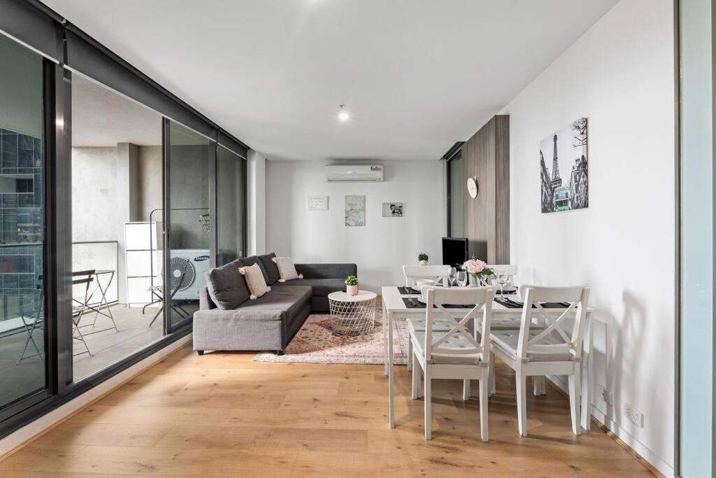 Apartment Stunning 2br Apt Next To Southern Cross