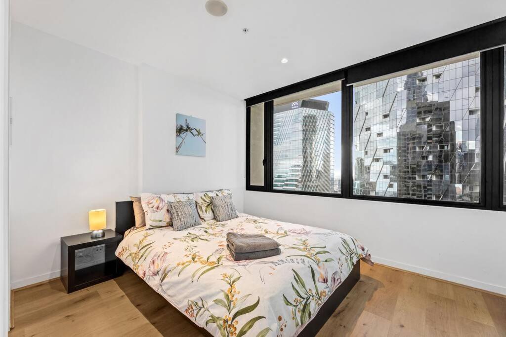 Stunning 2br Apt Next To Southern Cross Apartment Melbourne