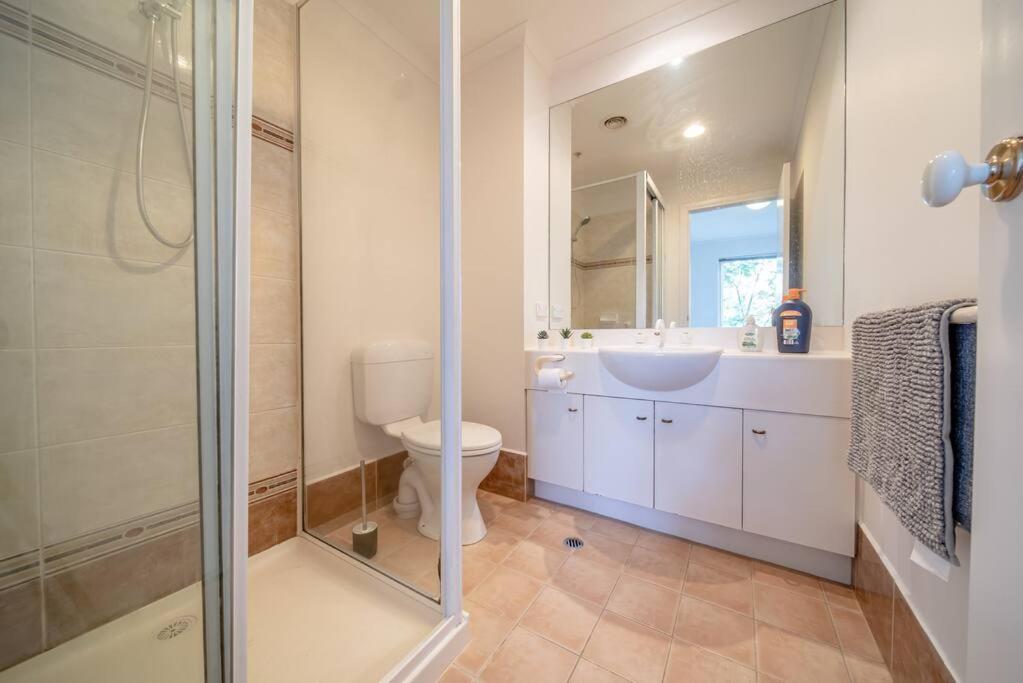 Apartment Beautiful 2 Brs In Cbd With Free Parking Melbourne