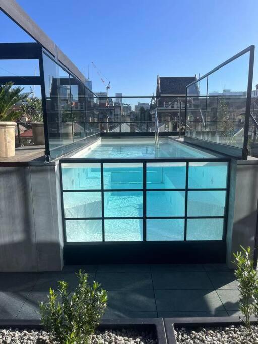 Stylish 1 Bedroom In Collingwood Apartment