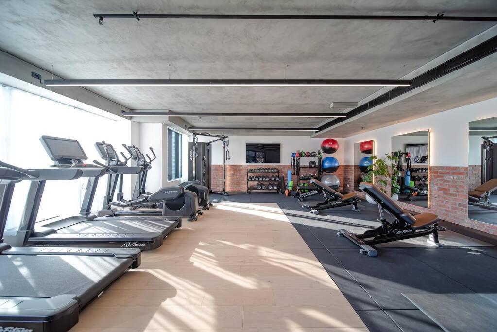Stylish 1 Bedroom In Collingwood Apartment Melbourne