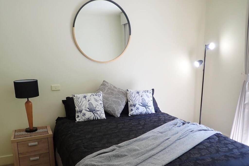 Apartment East Studio - Mcg, Cbd, Shops, Transport Melbourne