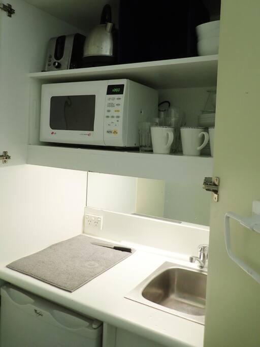Apartment East Studio - Mcg, Cbd, Shops, Transport Melbourne