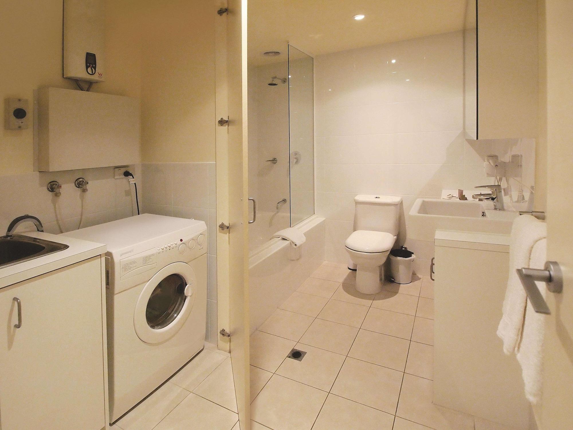 Oaks On Lonsdale Aparthotel Melbourne