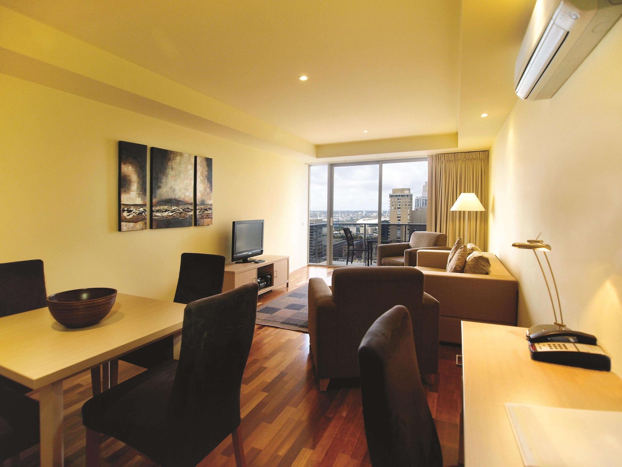 Oaks On Lonsdale Aparthotel