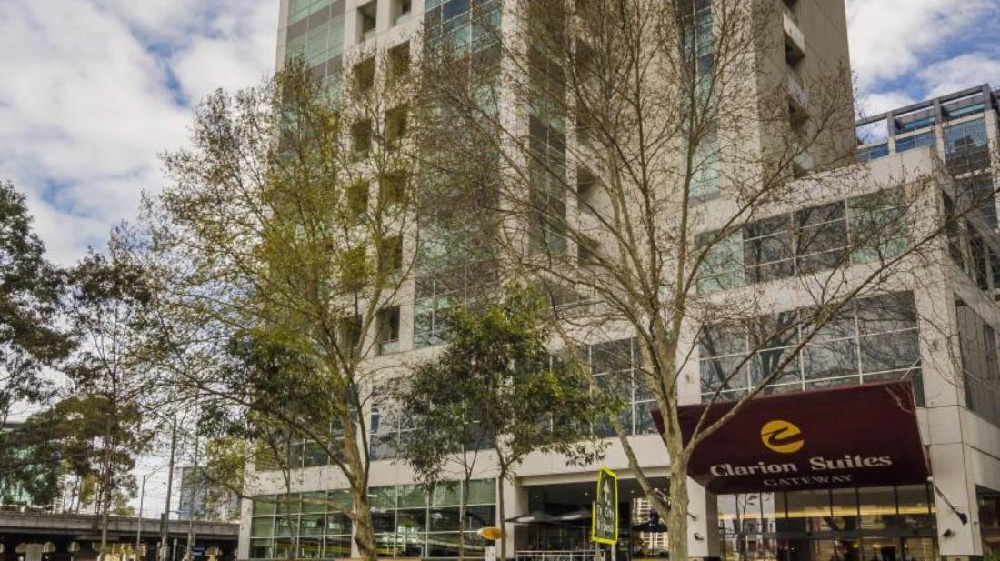 Clarion Gateway Hotel