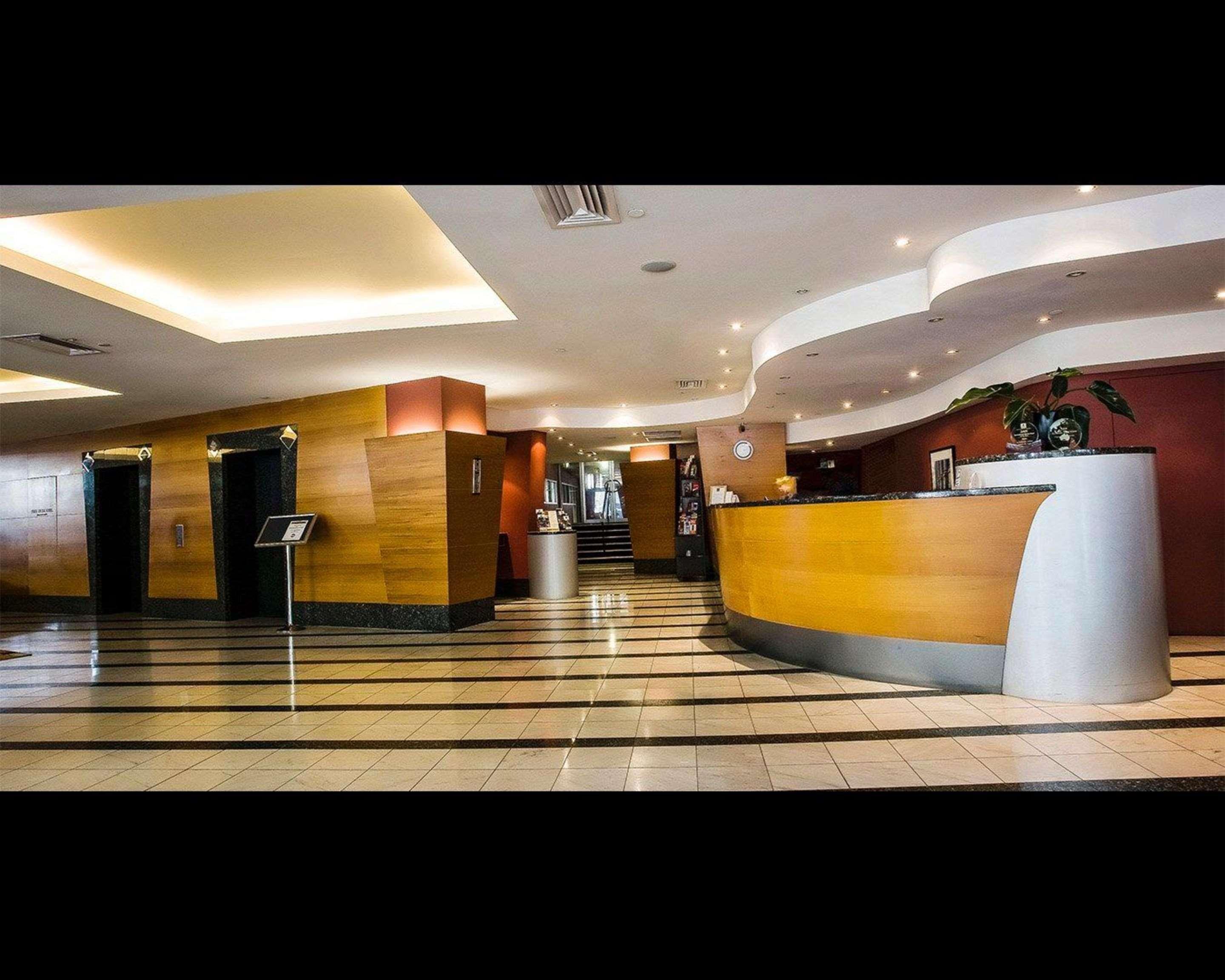 Clarion Gateway Hotel Melbourne