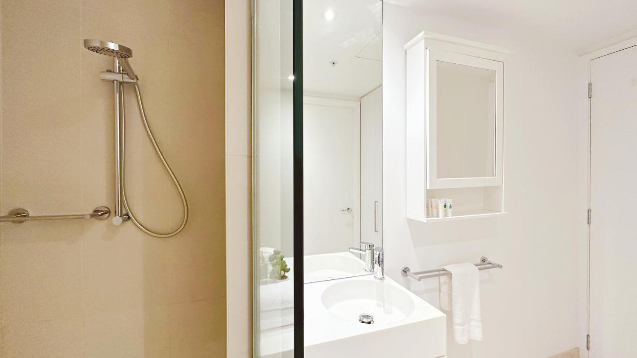 Prima Tower 1b By Goodlive Apartment