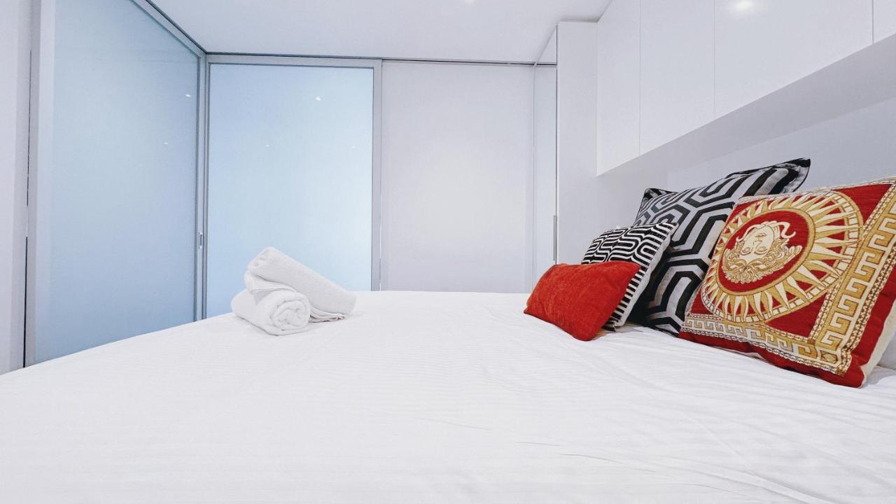 Prima Tower 1b By Goodlive * Melbourne