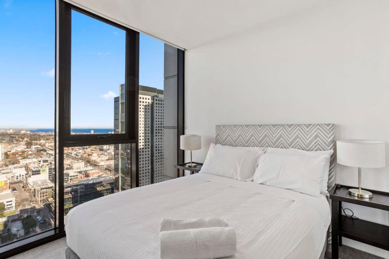 Southbank 2 Bedroom With Carpark Apartment Melbourne