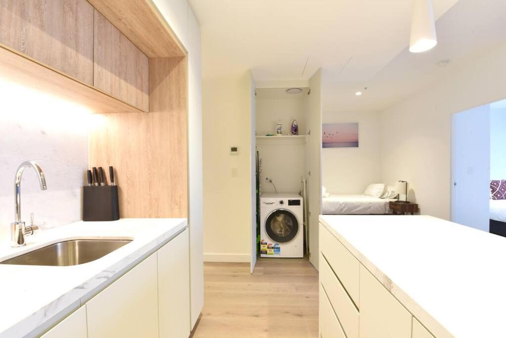 Rest Collection Sky High As West Side Place Apartment *