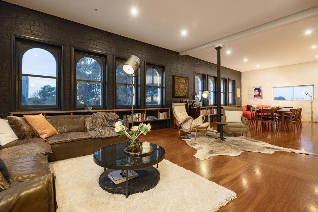The Penthouse On Gertrude St - Fitzroy