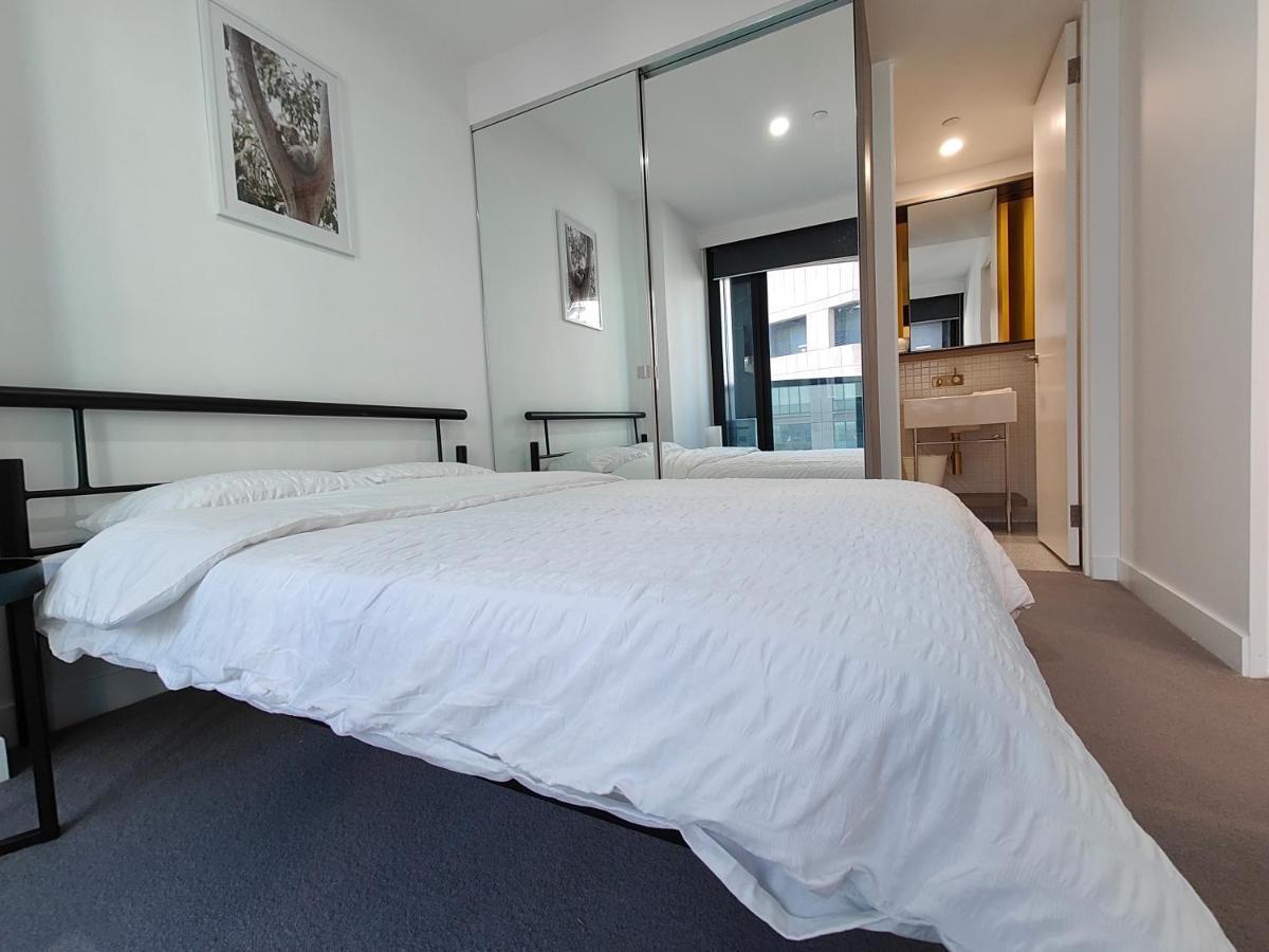 Apartment Swanston Central 17