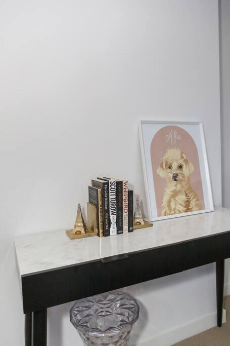 Premium Park Grand Prix By Ready Set Host Apartment Melbourne
