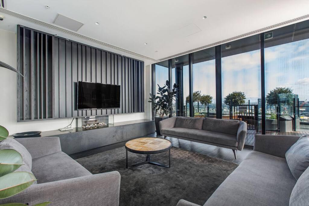 Apartment Premium Park Grand Prix By Ready Set Host Melbourne