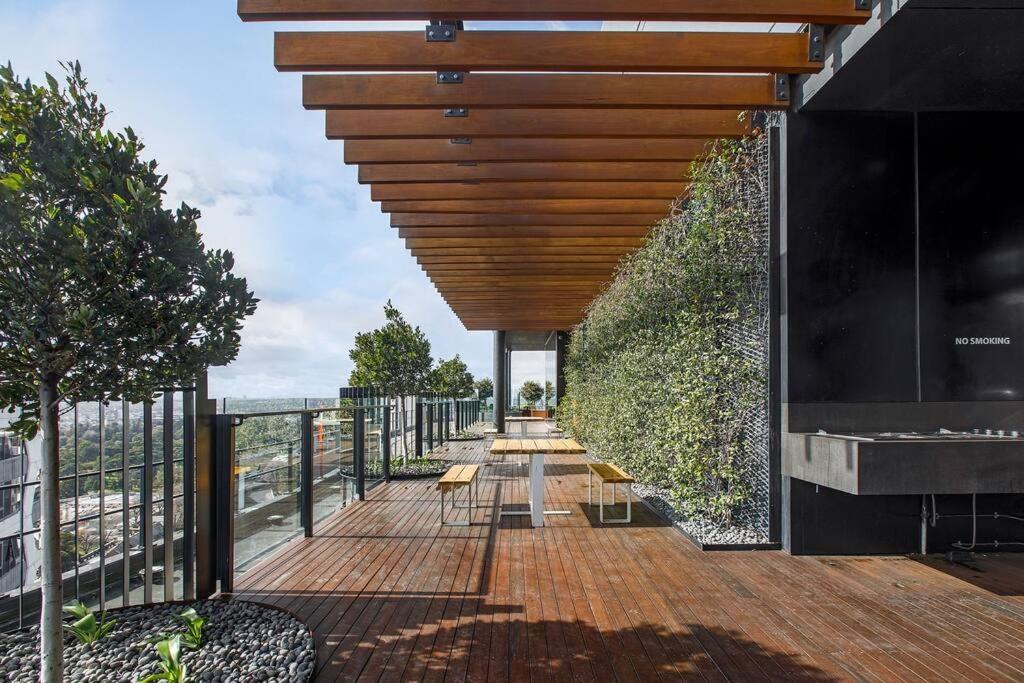 Premium Park Grand Prix By Ready Set Host * Melbourne