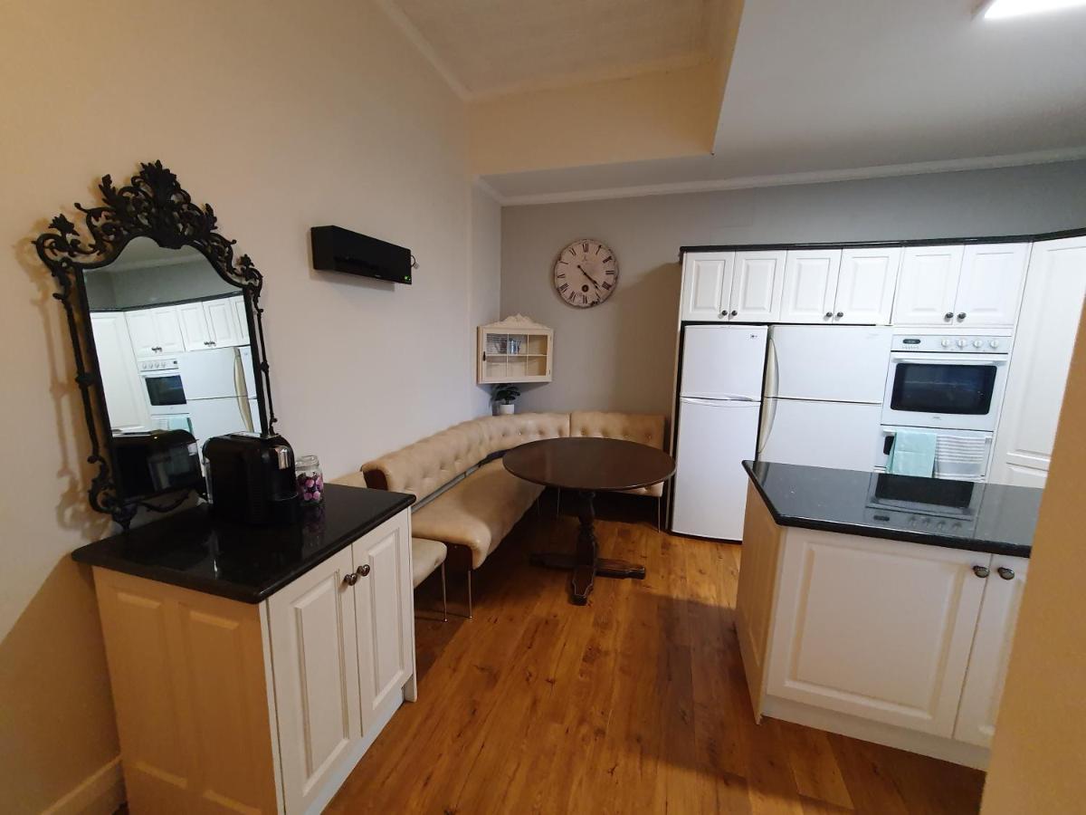 Homestay Grandhome Airport & Shops Melbourne