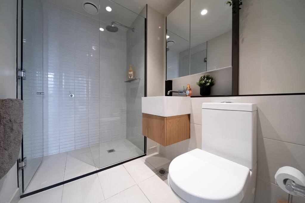 Apartment Wonderful 2-bedroom Unit With Pool