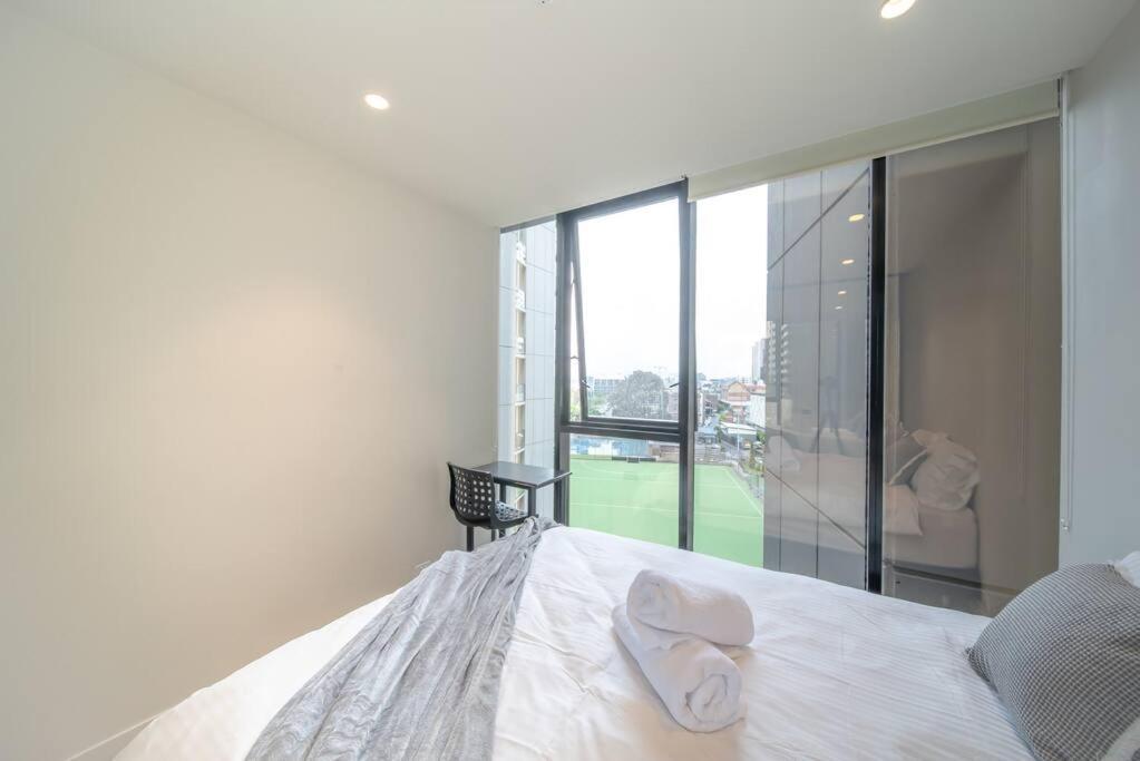 Apartment Wonderful 2-bedroom Unit With Pool *
