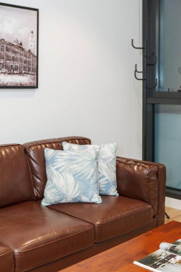 'coventry Calling' A Lifestyle Centric Abode Melbourne
