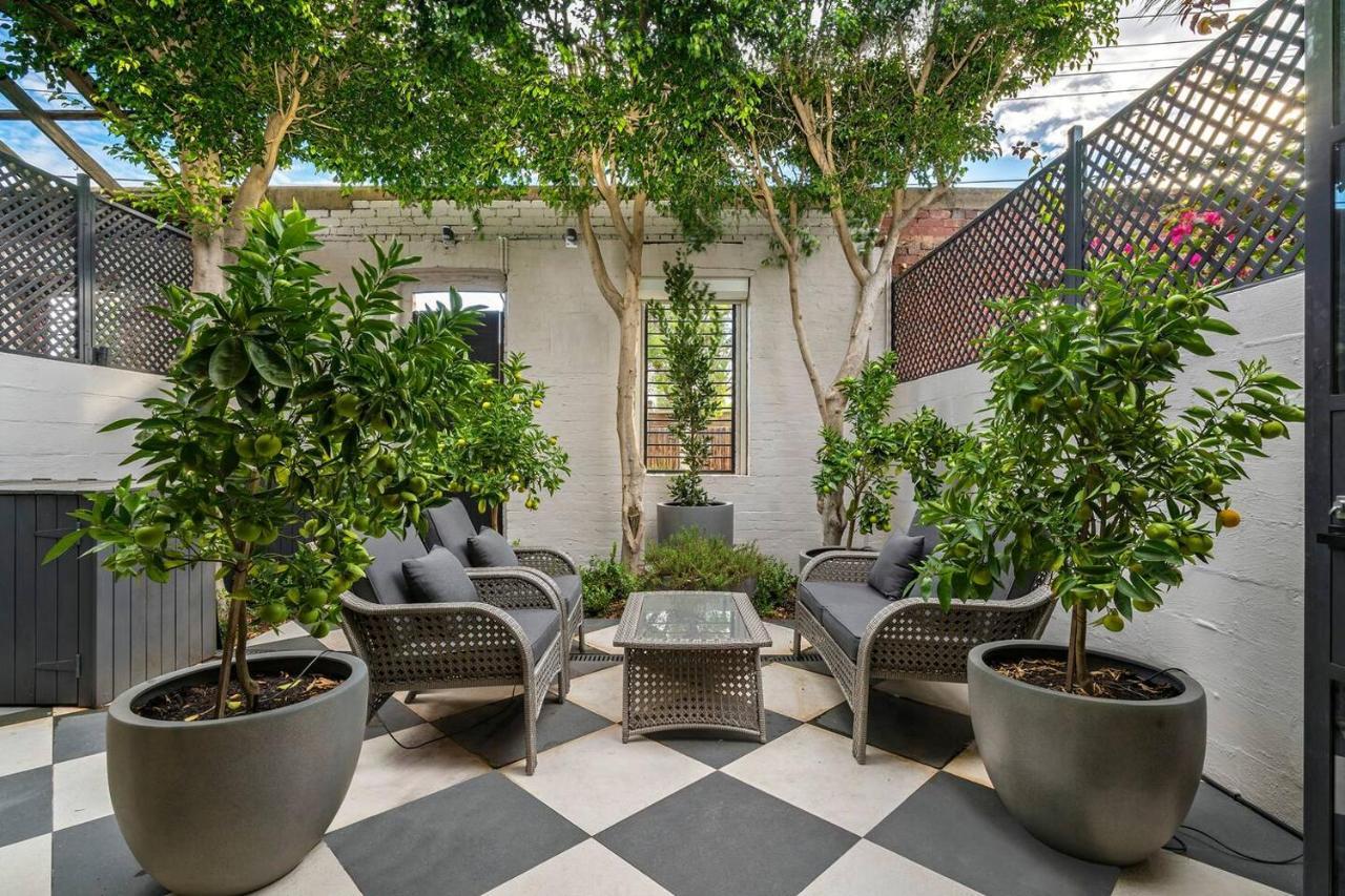Apartment 'orangerie' A Stunning Shoe Factory Conversion *